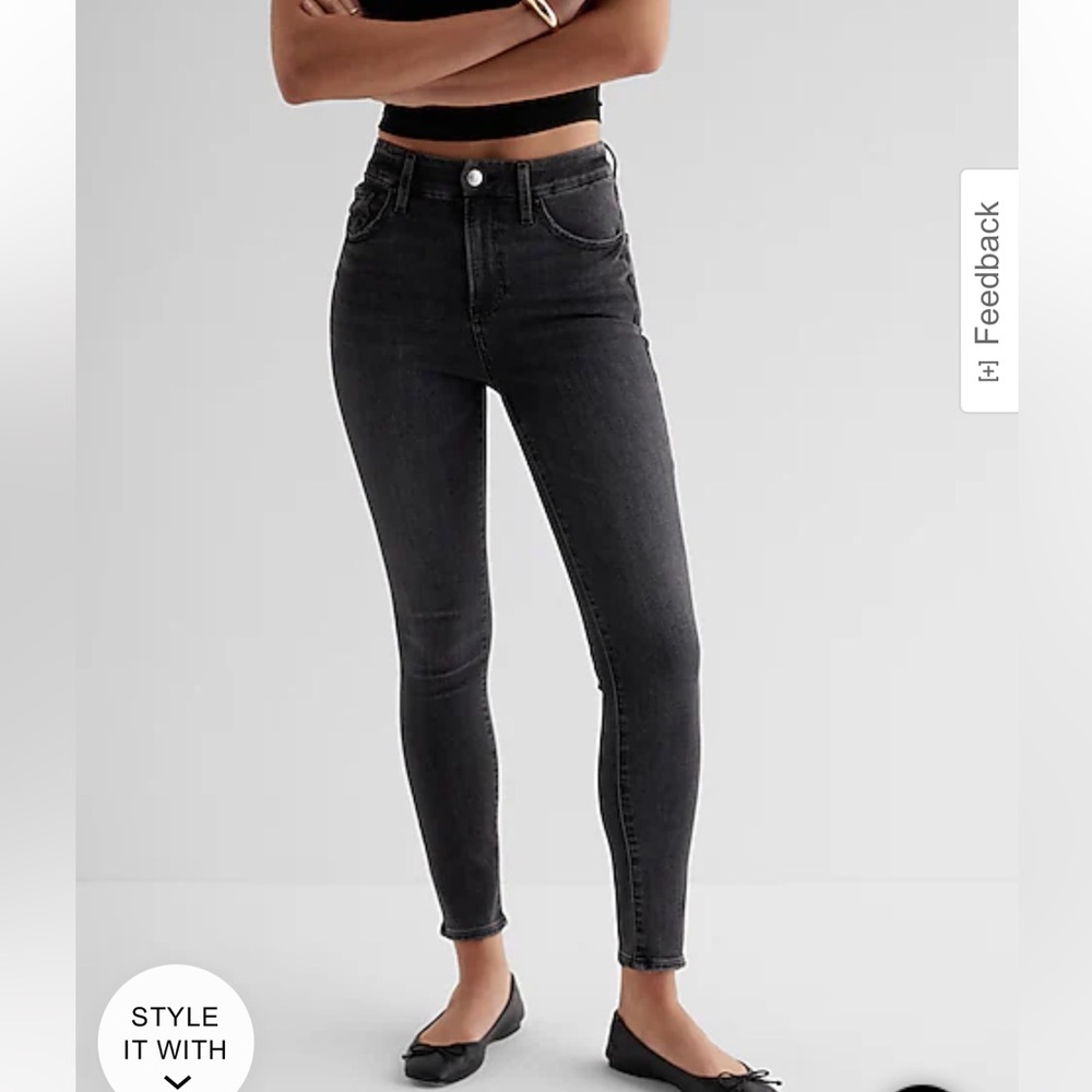 High Waisted Washed Black FlexX
Skinny Jeans - Size S